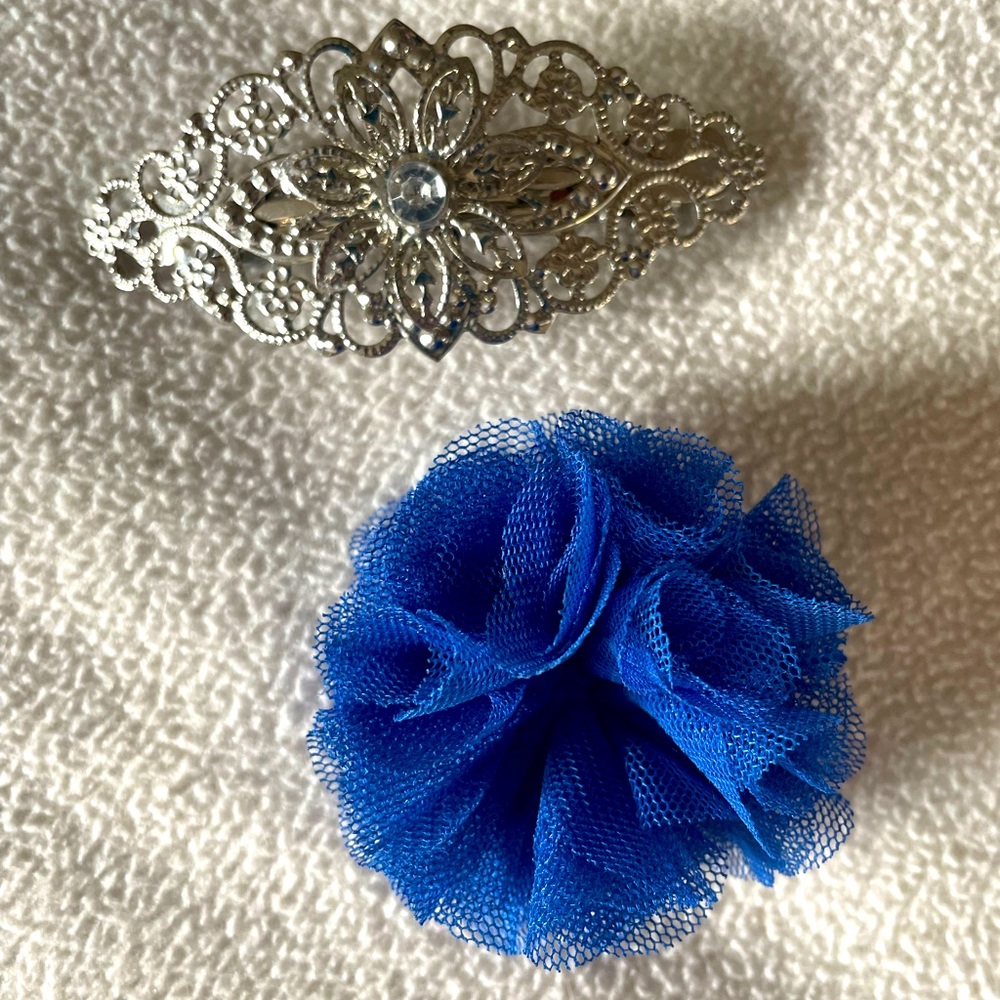 FREE** Hair accessories w any kids wear purchase